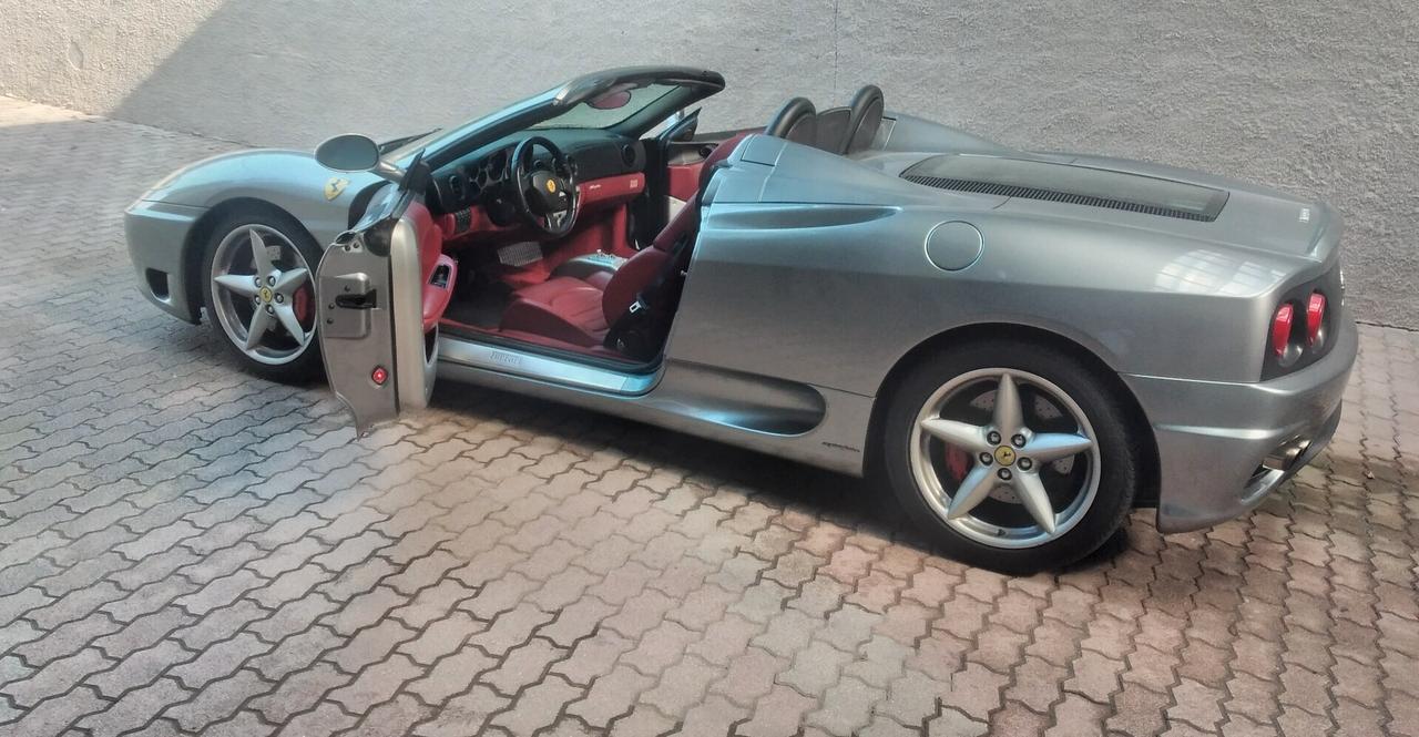 Ferrari 360 Spider F1