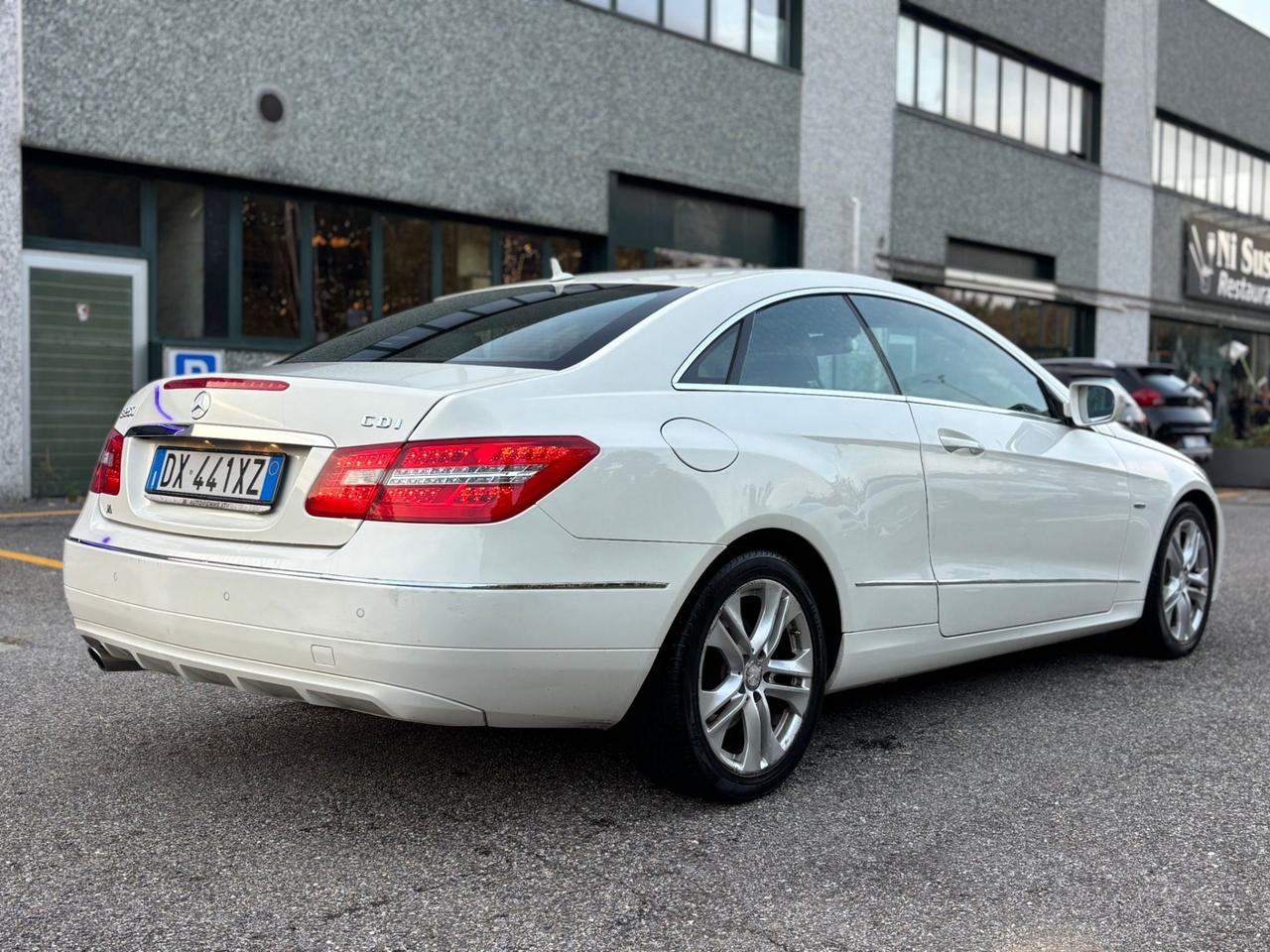Mercedes-benz E 250 CDI Coupé BlueEFFICIENCY Executive