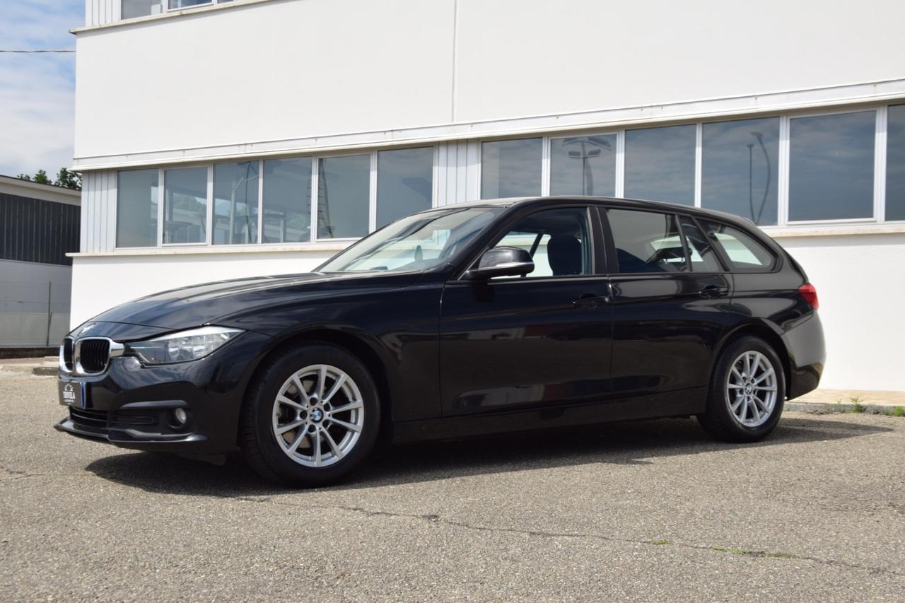 BMW Serie 3 (F30/31) 318d Touring Business A...