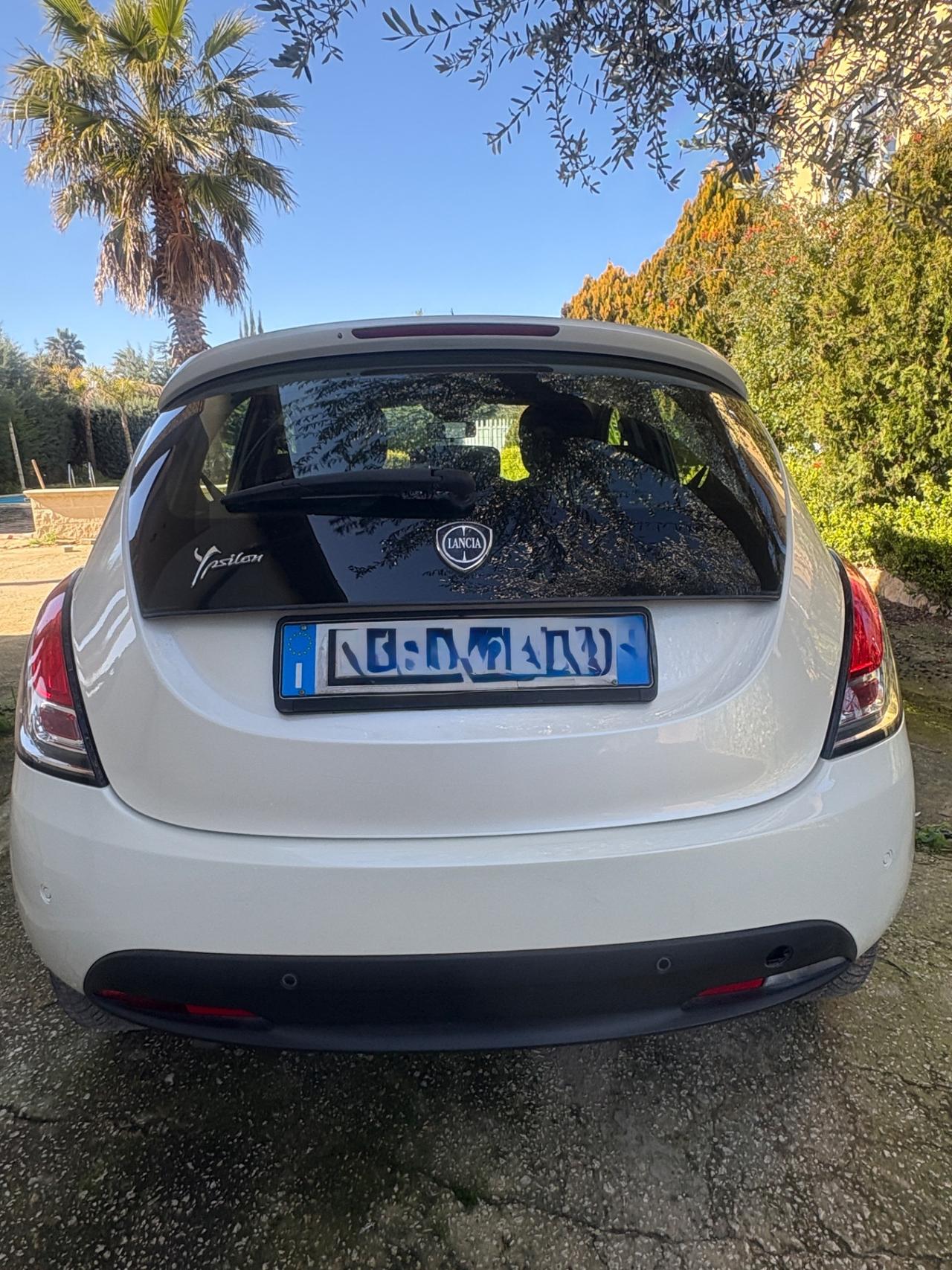 Lancia Ypsilon 1.3 MJT 16V 95 CV 5 porte S&S Gold