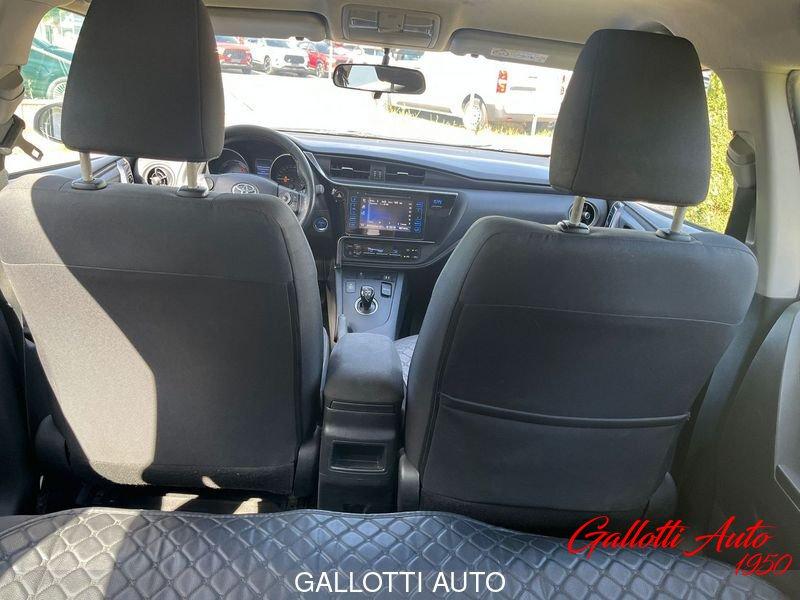 Toyota Auris Touring Sports 1.8h Business cvt
