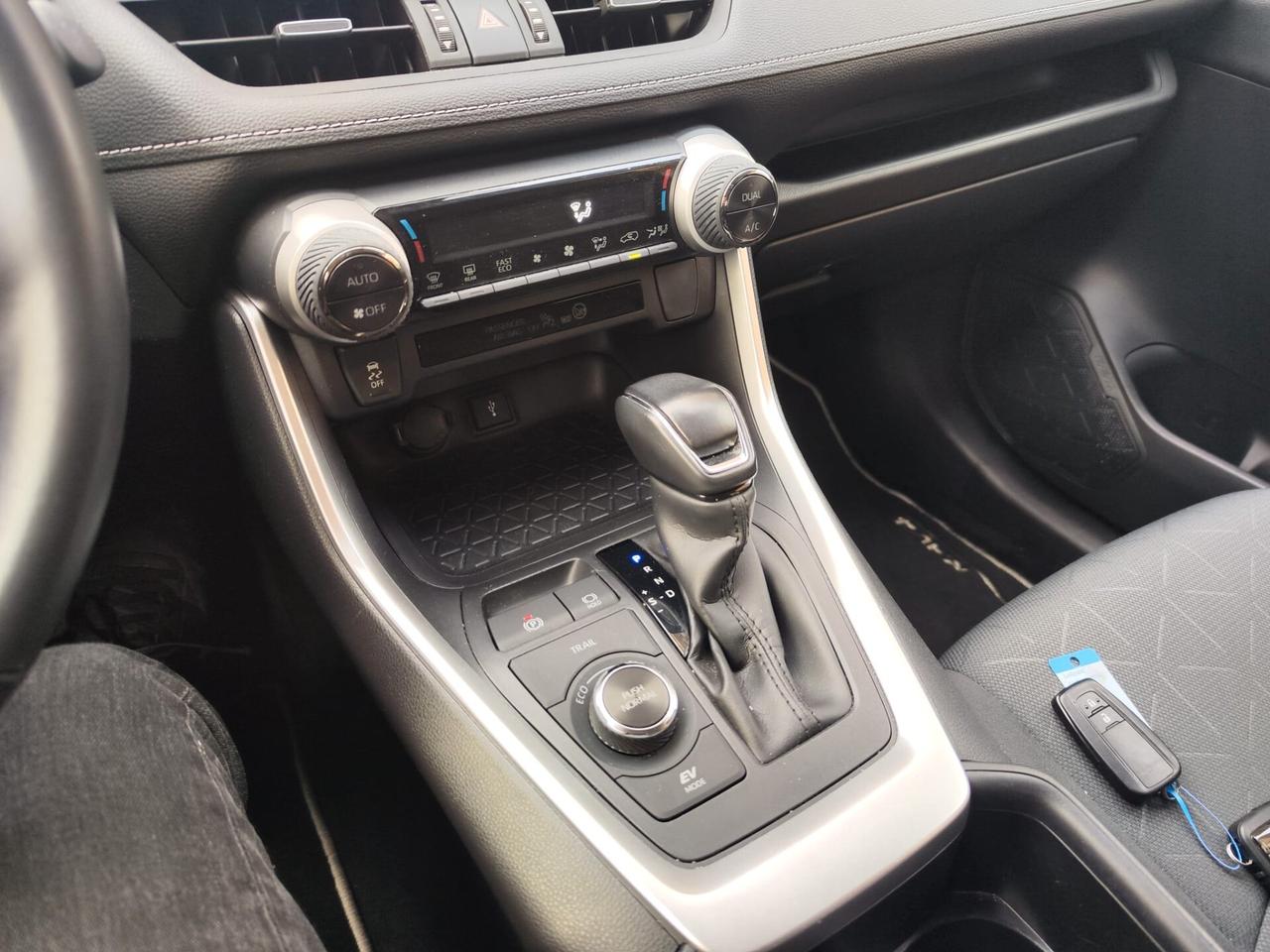 Toyota RAV 4 RAV4 2.5 HV (222CV) E-CVT AWD-i Business