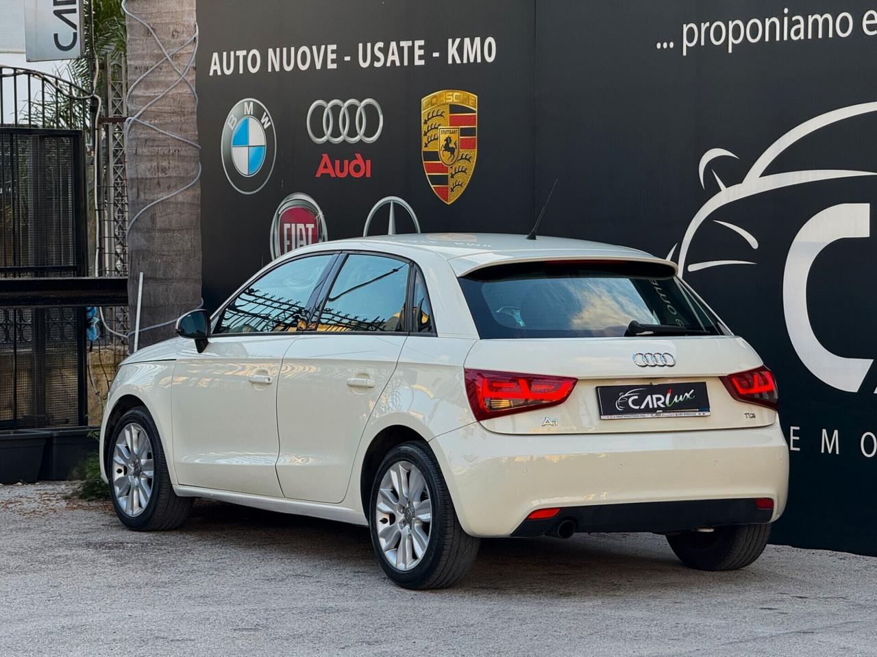Audi A1 Sportback 1.6 TDI Ambition 105CV NAVI LED