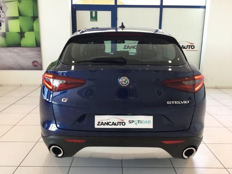 Alfa Romeo Stelvio 2.2 T-Diesel 210 CV AT8 Q4 Executive GANCIO TRAINO