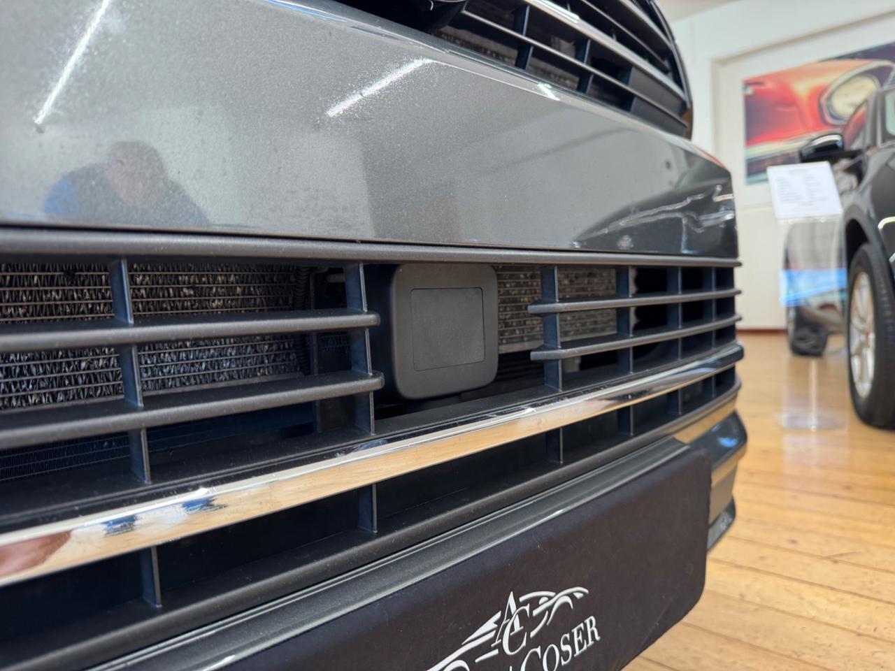 Volkswagen Multivan BULLI - WEBASTO - PARQUET - GANCIO