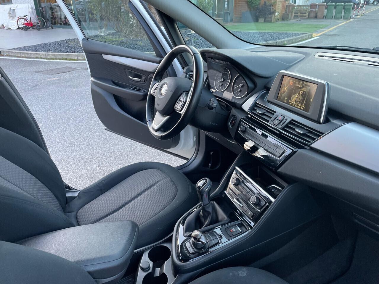 Bmw 218i Tourer*Neopatentati*Cerchi*