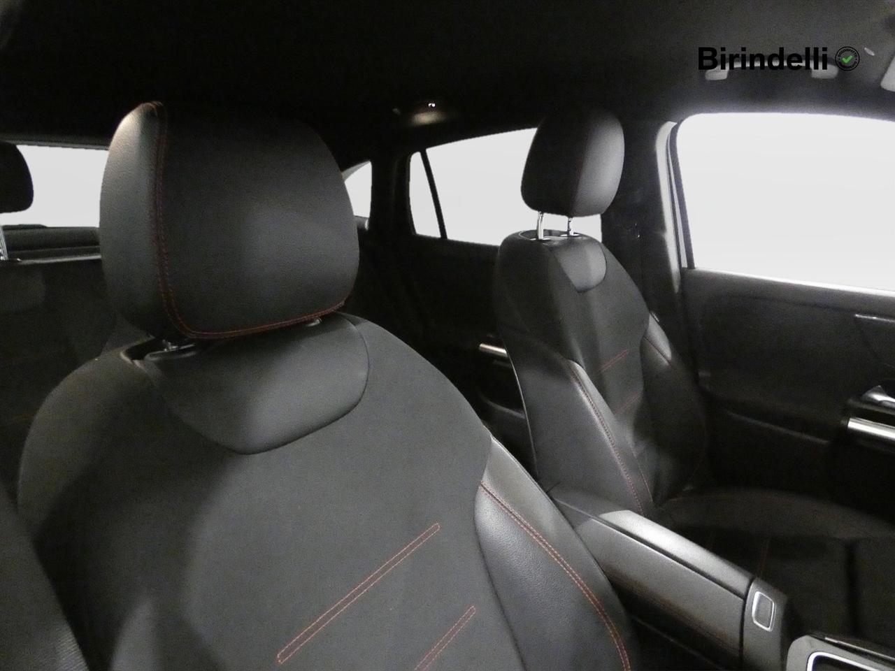 Mercedes-Benz GLA (H247) - GLA 200 d Automatic AMG Line Premium