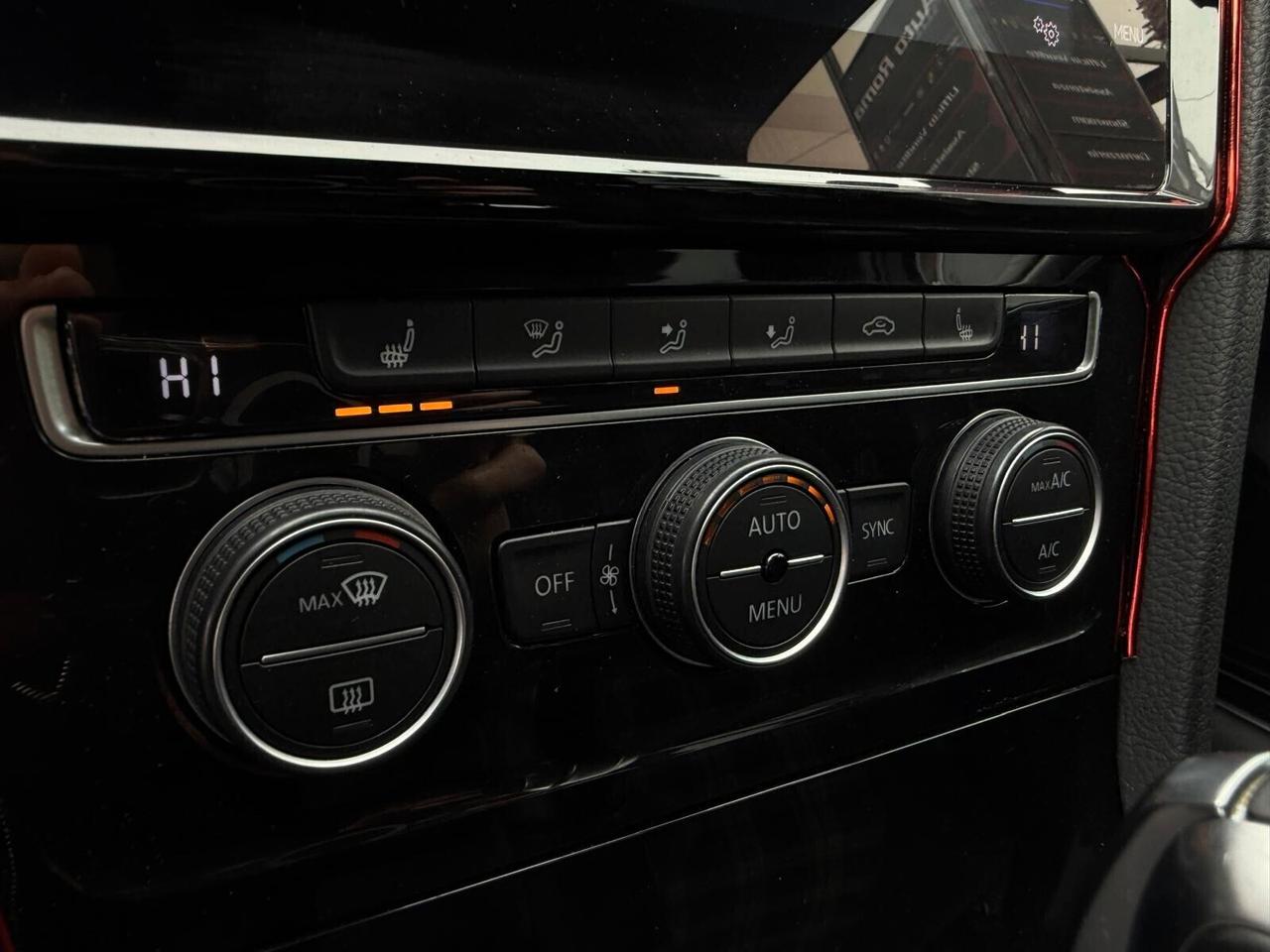 Volkswagen Golf GTI Performance 2.0 245 CV DSG MAXTON LOOK