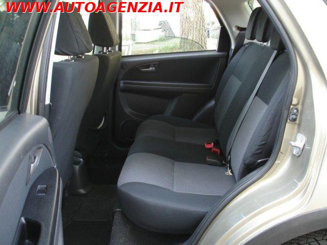 FIAT Sedici 1.9 MJT 4x4 Emotion...