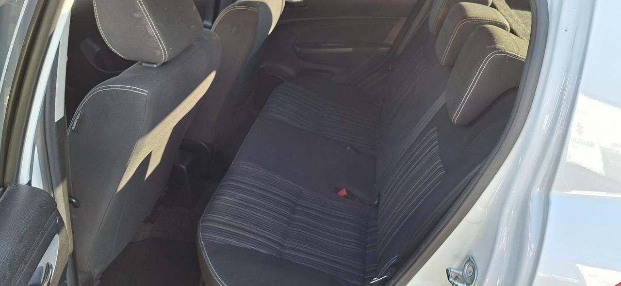 Suzuki Swift 1.2 VVT 5 porte B-Top