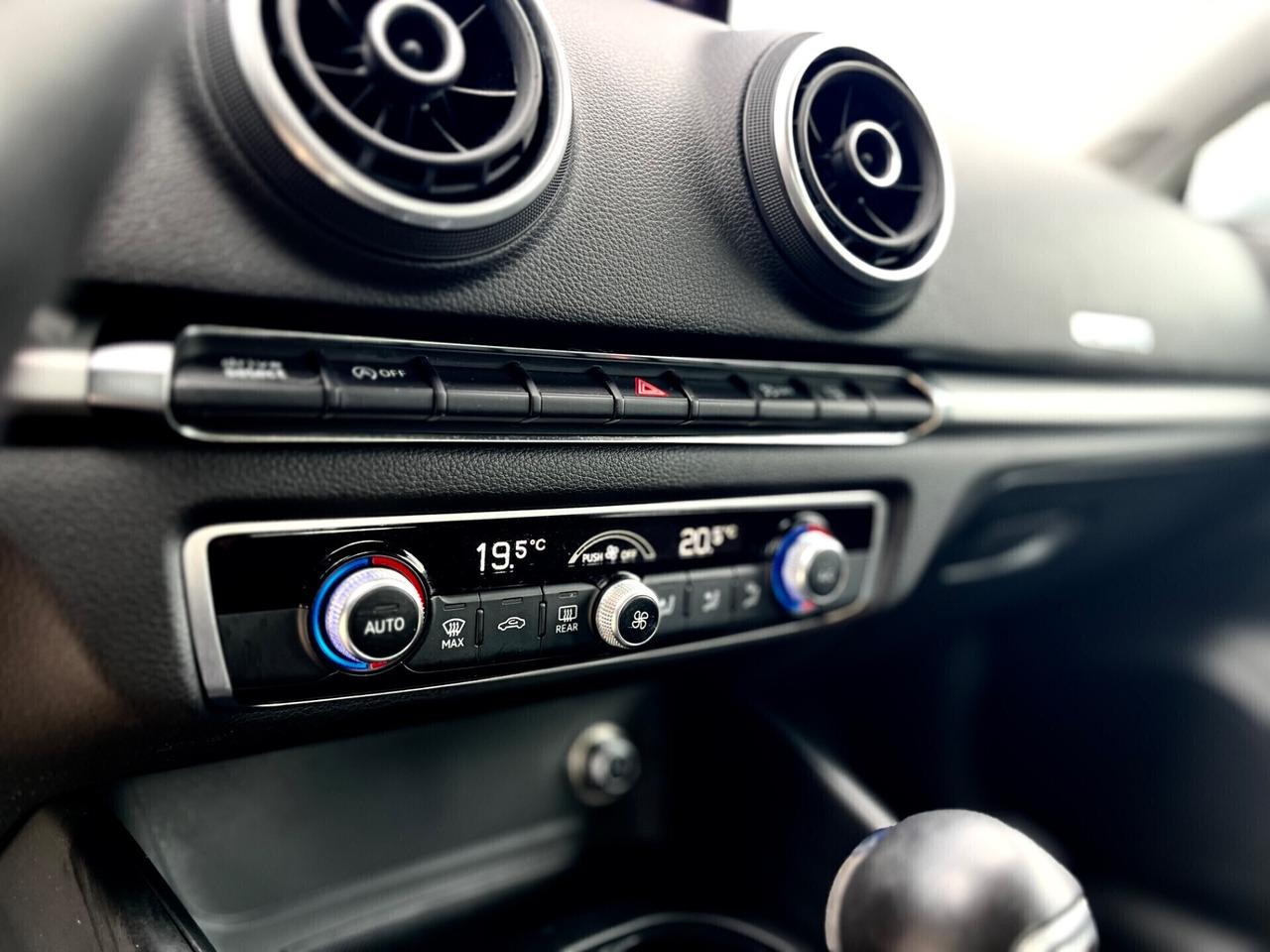 Audi A3 SPB 1.6 TDI S tronic*NAVI*SENSORI*UNIPRO