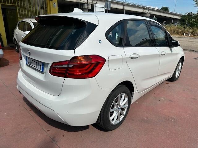 Bmw 2er Active Tourer 218i Active Tourer Sport,