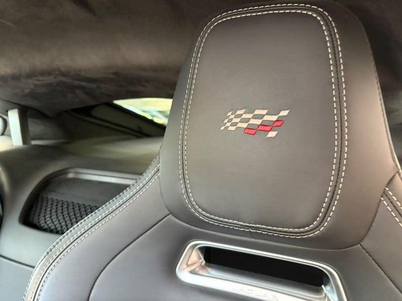Jaguar F-Type 2.0 i4 300cv auto Chequered Flag
