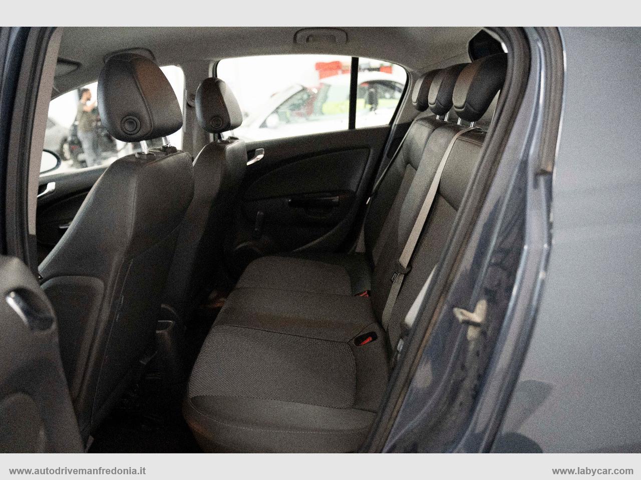 OPEL Corsa 1.7 16V DI 5p. Club