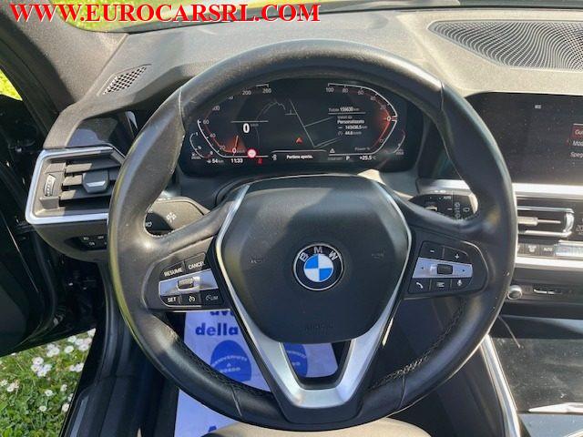 BMW 318 d 48V Touring Sport + Gancio Traino