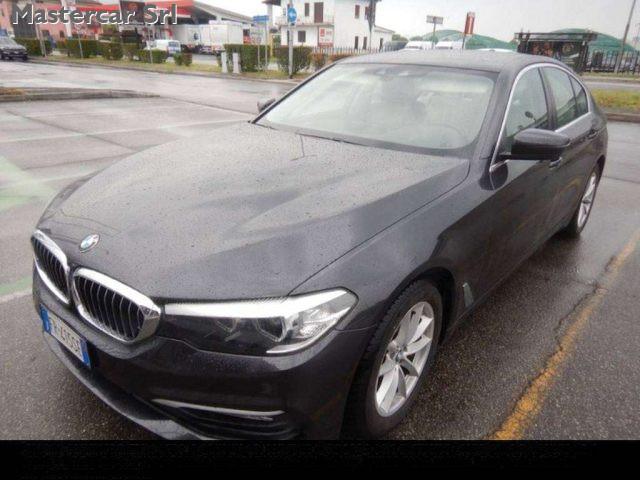 BMW 530 Berlina 530d xdrive Business 249cv auto - FR415SE