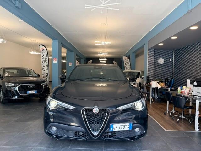 Alfa Romeo Stelvio 2.2 Turbodiesel 160 CV AT8 RWD Super Business