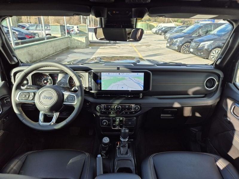 Jeep Wrangler Unlimited 2.0 turbo Sahara auto