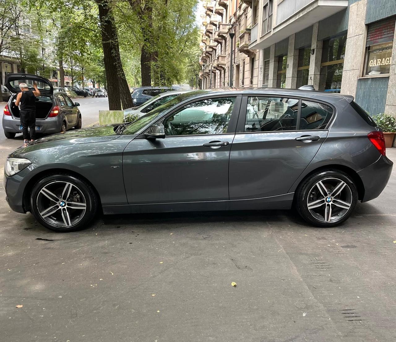 Bmw 118 116d 5p. Sport