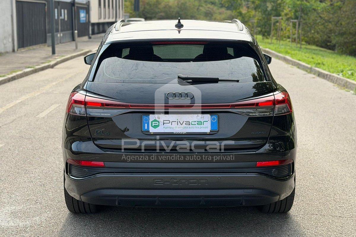AUDI Q4 40 e-tron S line edition