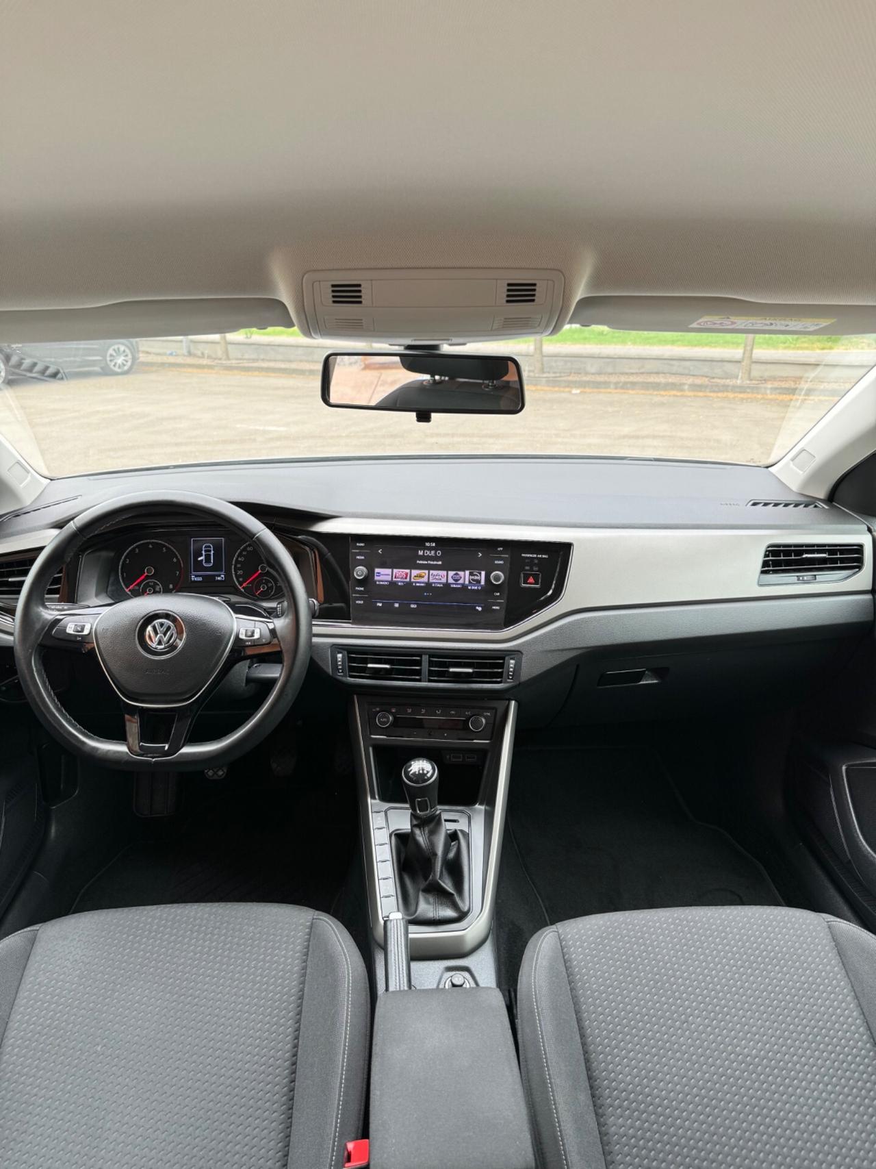 Volkswagen Polo 1.0 TGI 5p. R Line si neopatentati