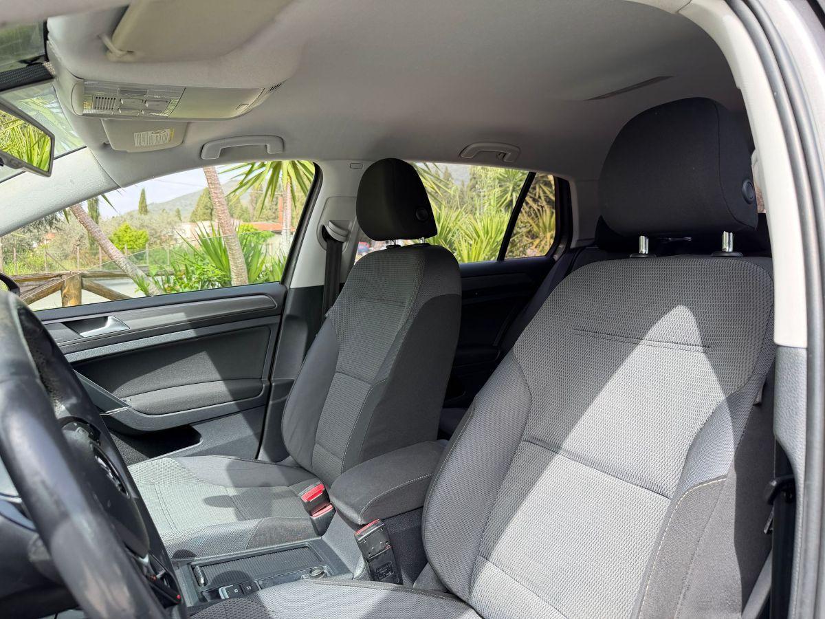 VOLKSWAGEN - Golf - 1.6 TDI 5p. Highline BlueMotion Technology