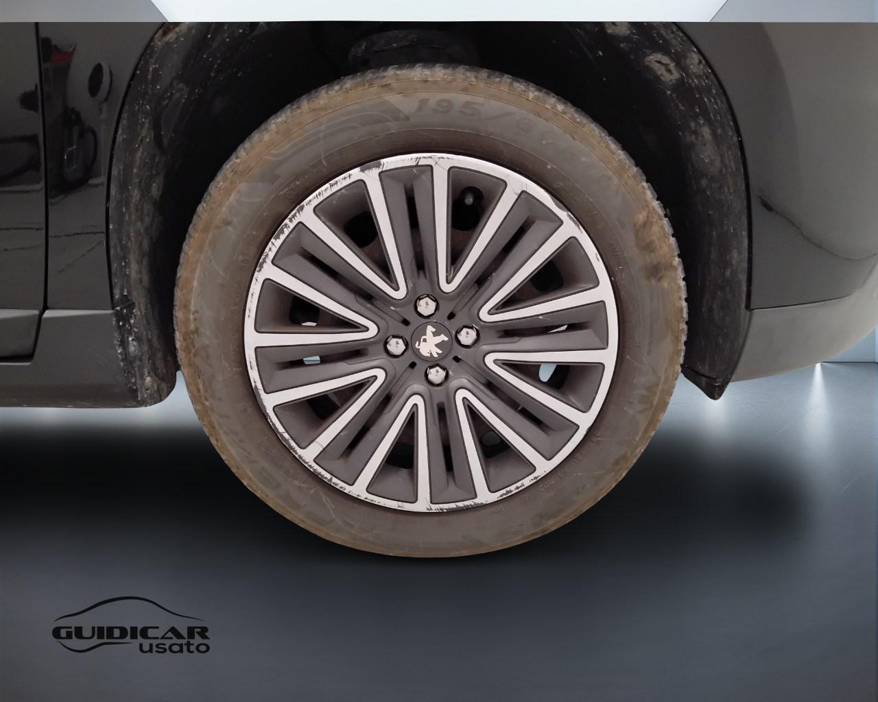 PEUGEOT 2008 - 2008 1.2 puretech Active 82cv my16