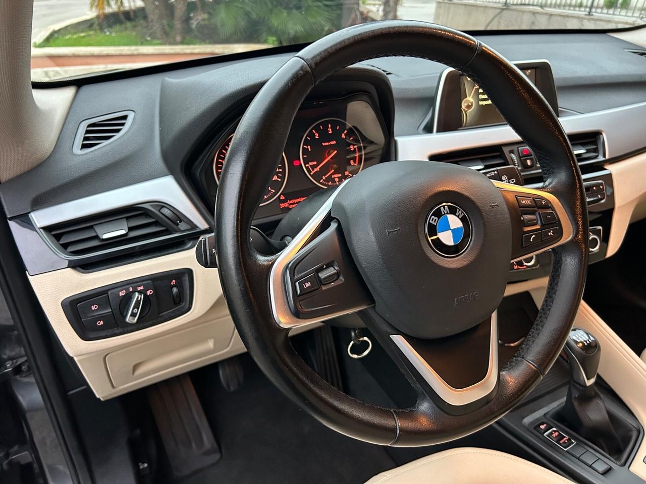 Bmw X1 sDrive18d xLine Strafull !!!