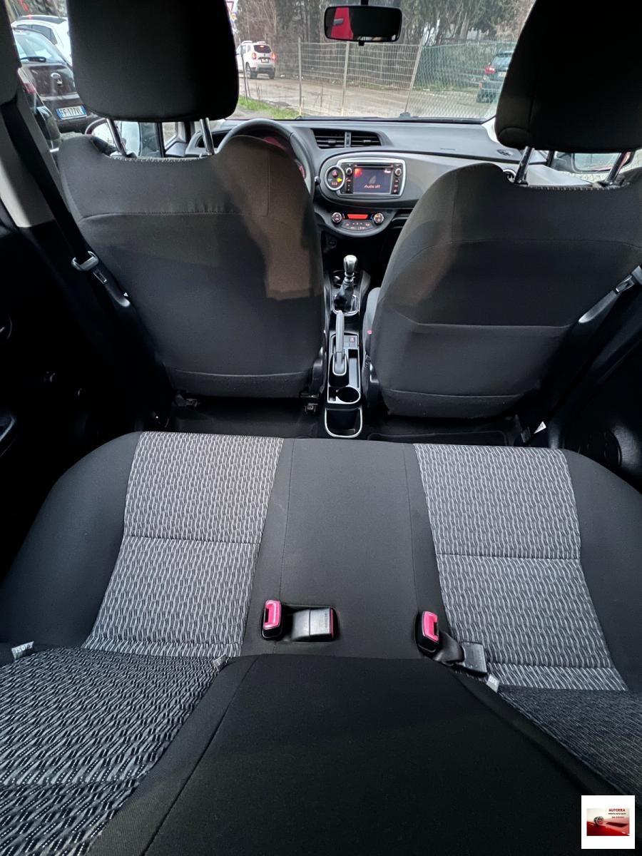 TOYOTA - Yaris - 1.4 D-4D 5p. Lounge
