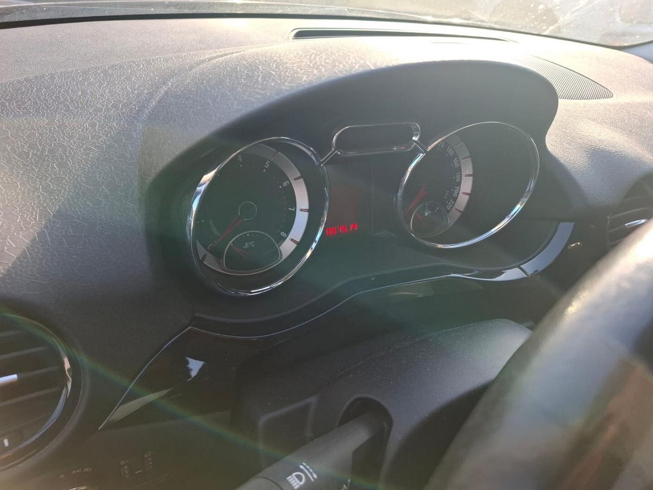 OPEL ADAM 1.2 BENZINA SINISTRATA 2018