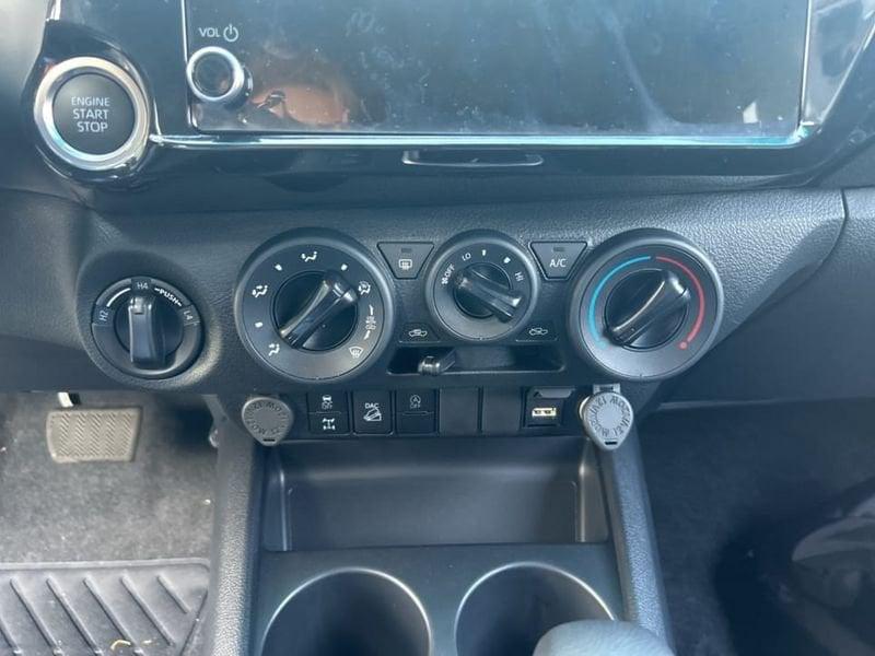 Toyota Hilux 2.4 Diesel AT Double Cab 4WD Lounge MY24