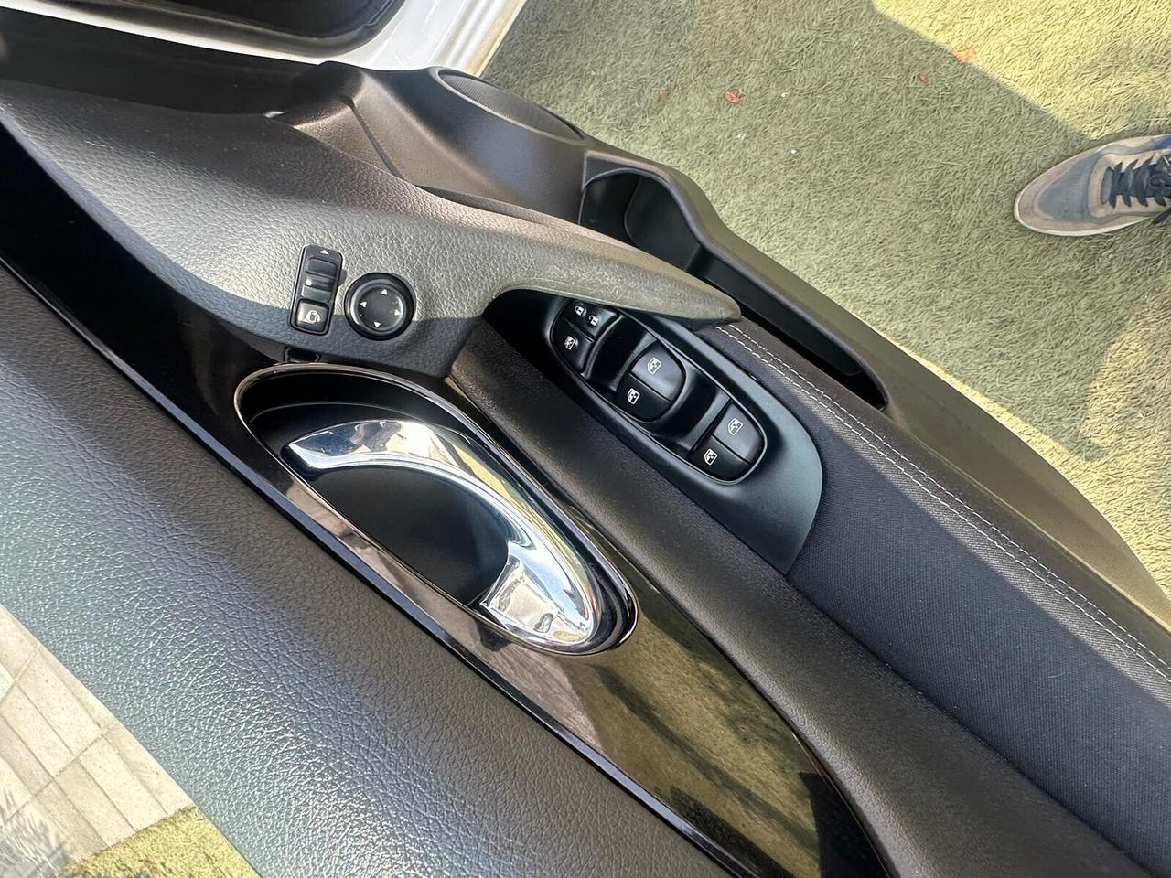 Nissan Qashqai 1.5 dCi 115 CV BUSINESS BIANCO PERLA AUTOMATICA FINE 2020