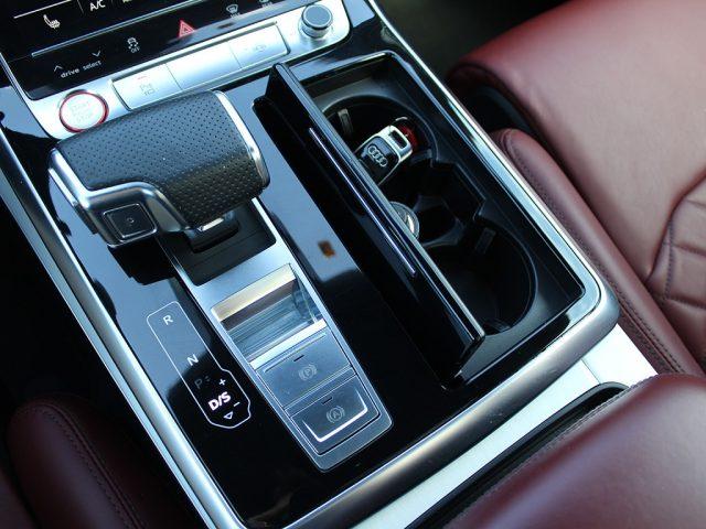 AUDI SQ8 TDI quattro tiptronic MHEV
