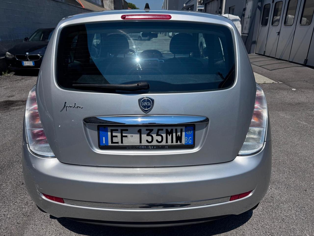Lancia Ypsilon 1.3 MJT 75 CV Diva