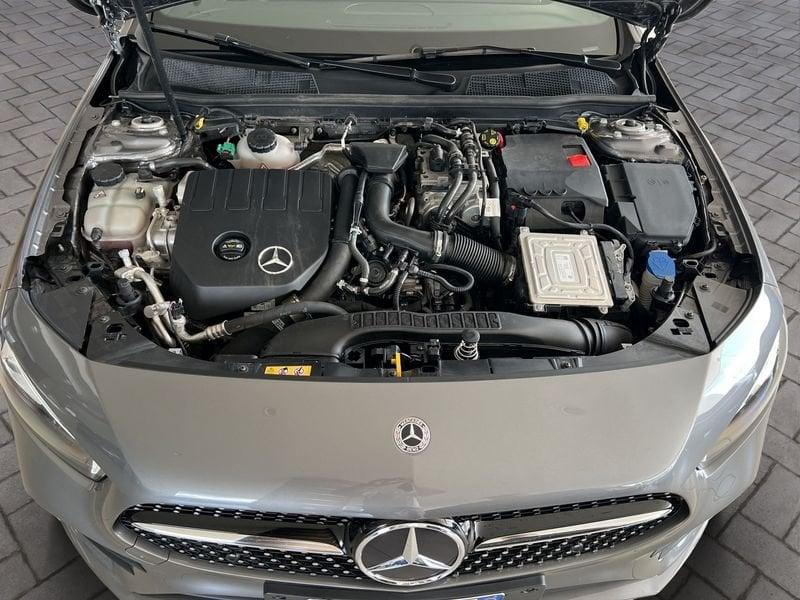 Mercedes-Benz Classe A A 250 e Automatic Plug-in hybrid Premium AMG Line