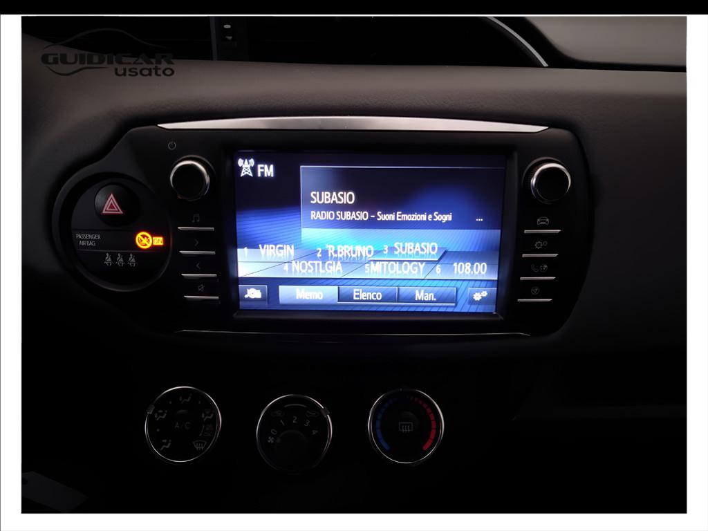 TOYOTA Yaris III 2017 - Yaris 5p 1.0 Active my18