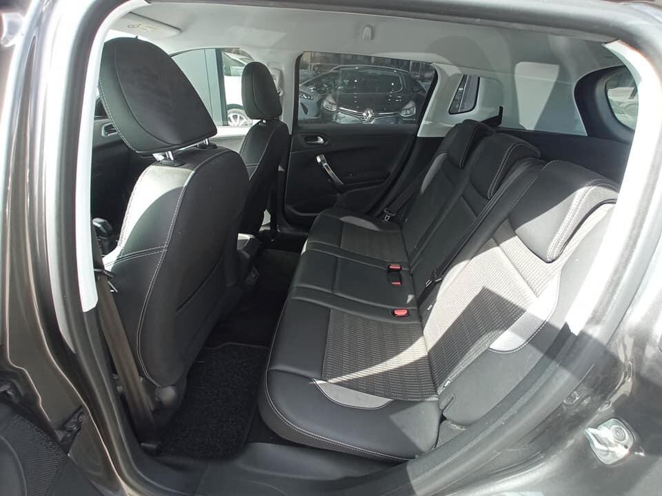 Peugeot 2008 BlueHD ALLURE 1 PROPRIETARIO