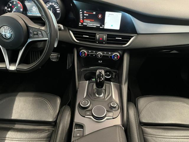 ALFA ROMEO Giulia 2.2 Turbodiesel 210 CV AT8 AWD Q4 Veloce