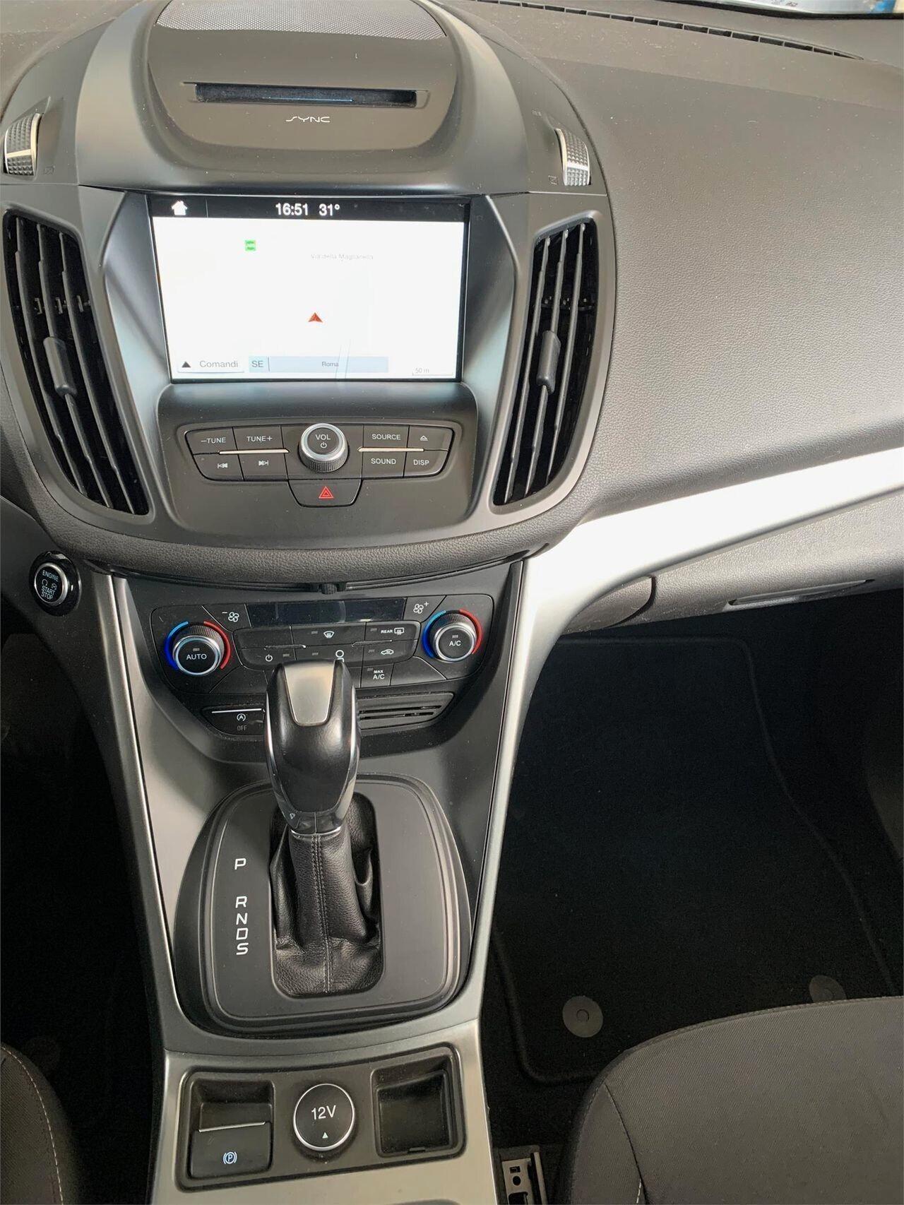 Ford Kuga 1.5 TDCI 120CV S&S Cambio automatico