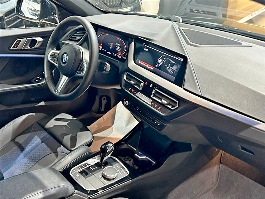Bmw 118 118d 5p. Msport