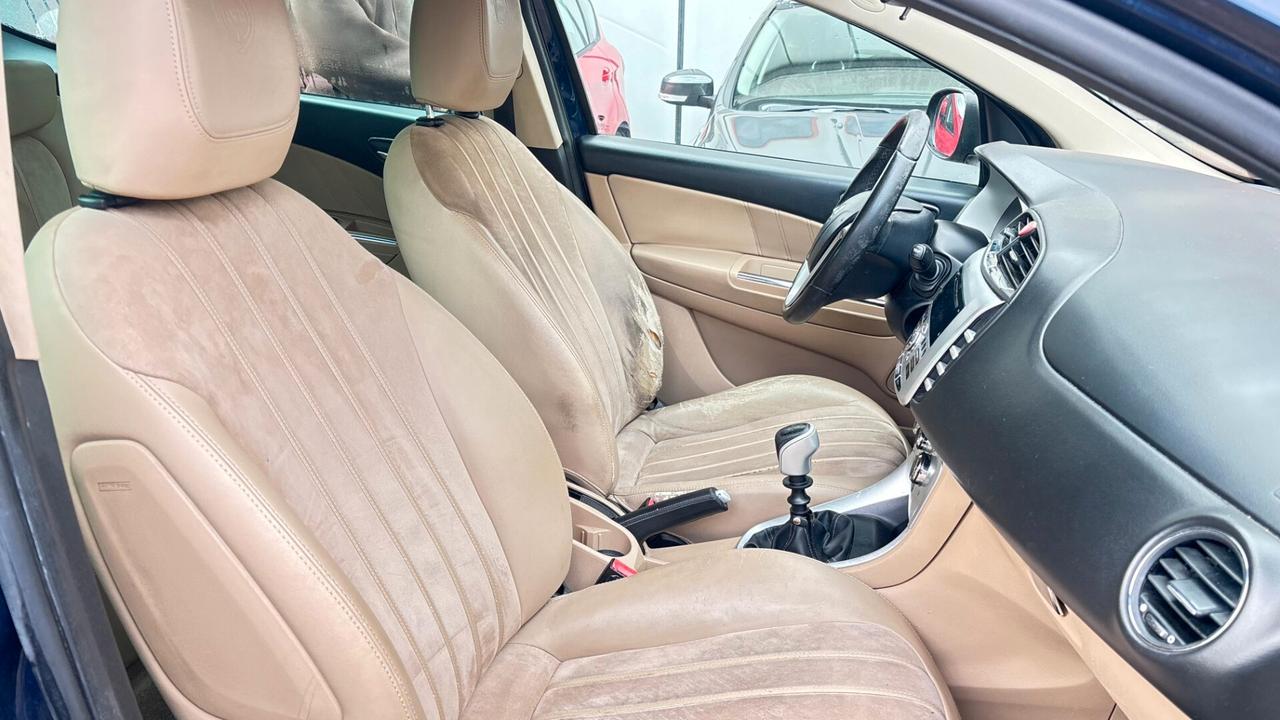 Lancia Delta 1.6 MJT DPF Oro