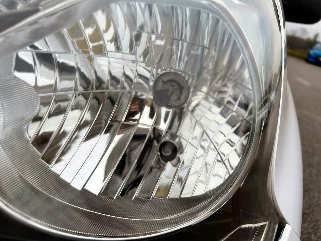 Nissan Micra VISIA 1.2 12V 5 porte