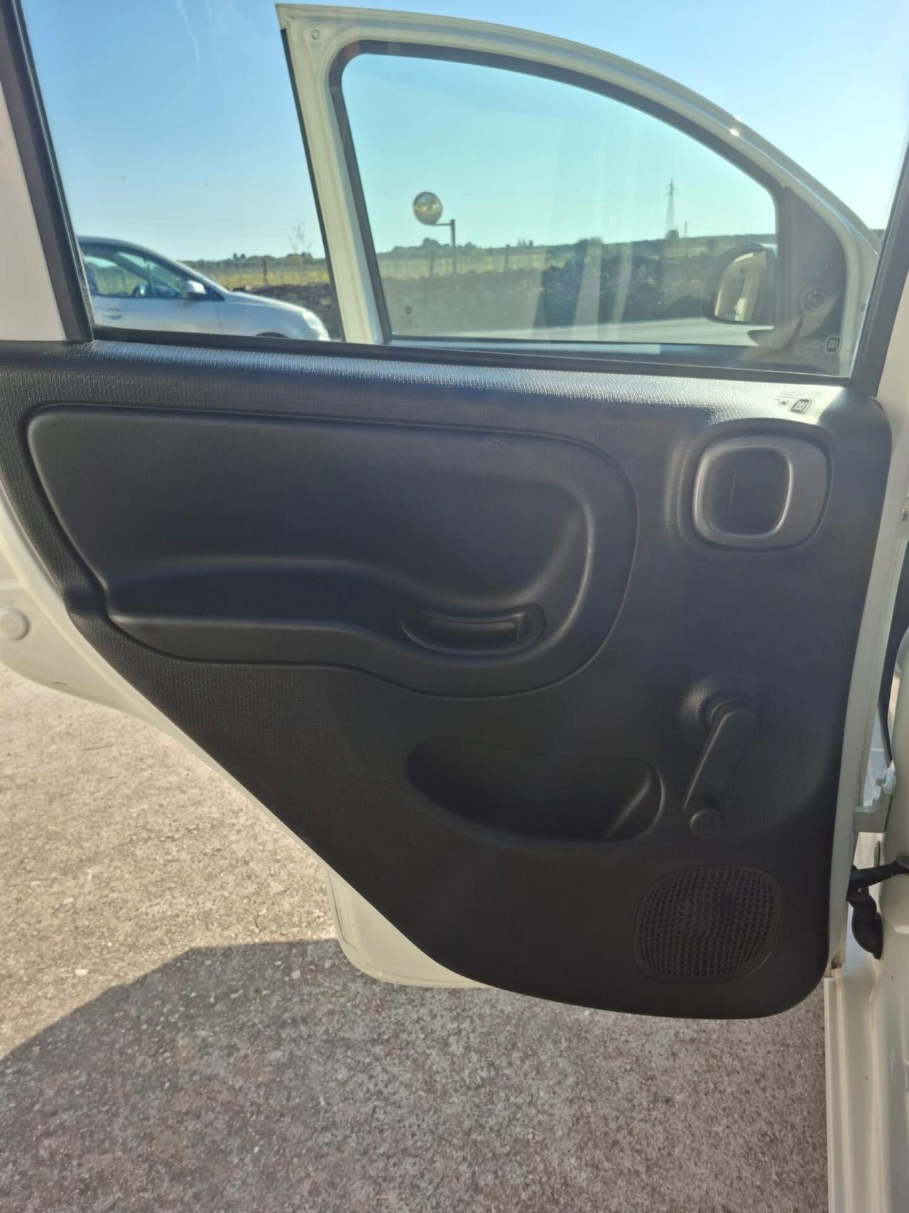 Fiat Panda 0.9 benzina neopatentati