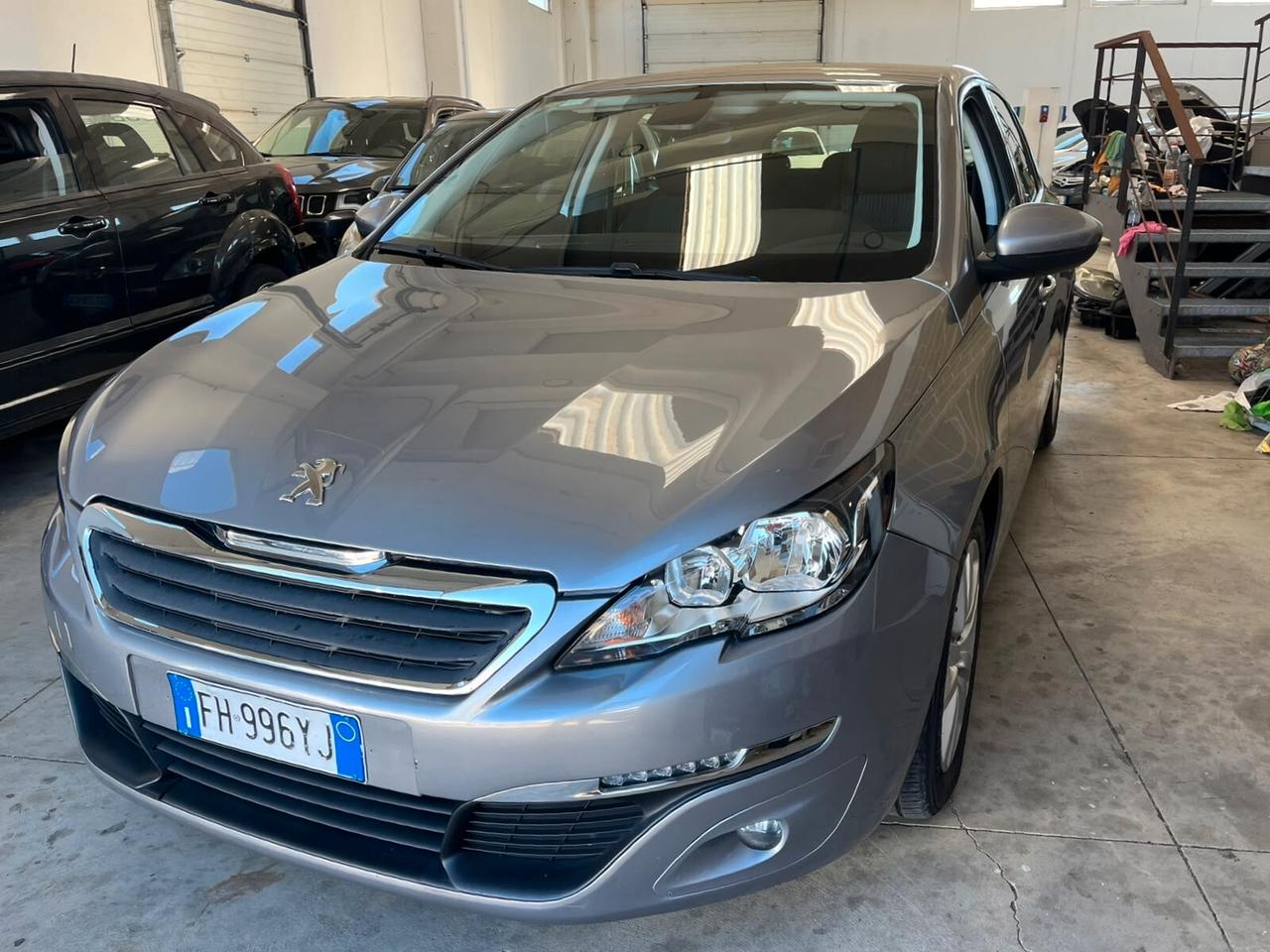 Peugeot 308 BlueHDi 120 S&S Business 2017