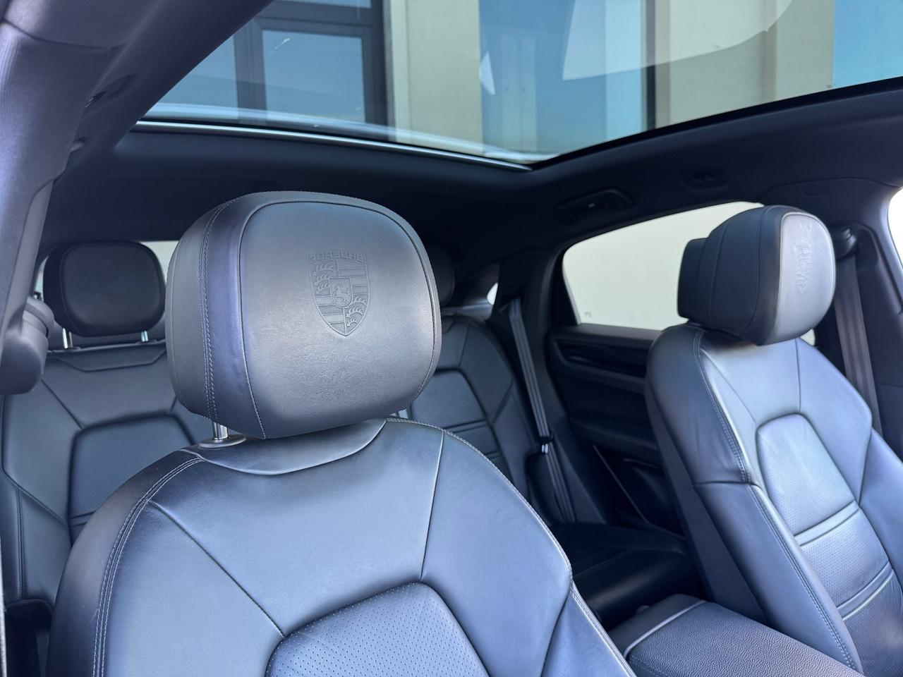 Porsche Cayenne 3.0 V6 Platinum Edition