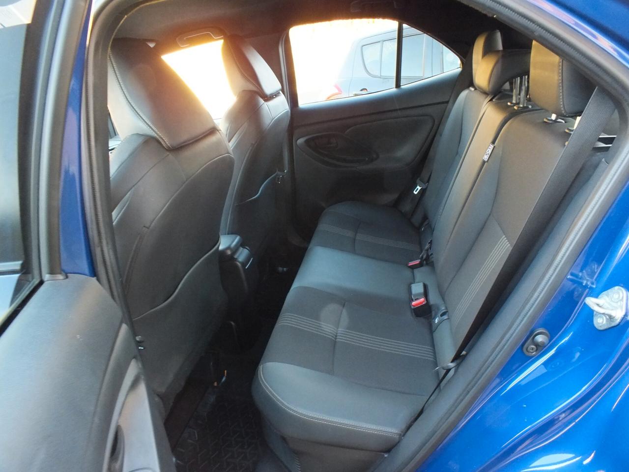 TOYOTA YARIS CROSS 1.5 HYBRID 4X4 AUTOCARRO N1 + IVA