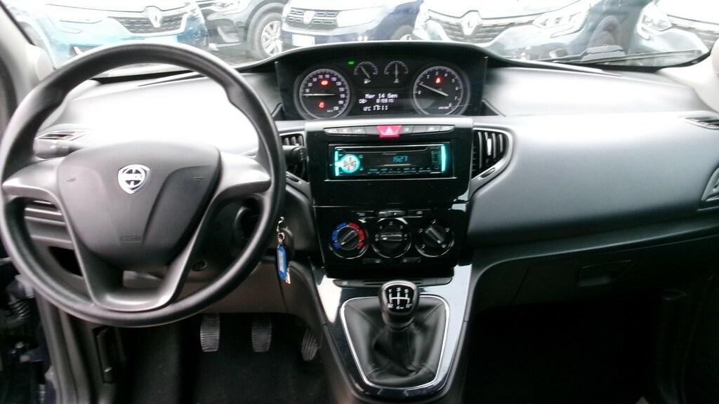 Lancia Ypsilon 5 Porte 1.2 Gold