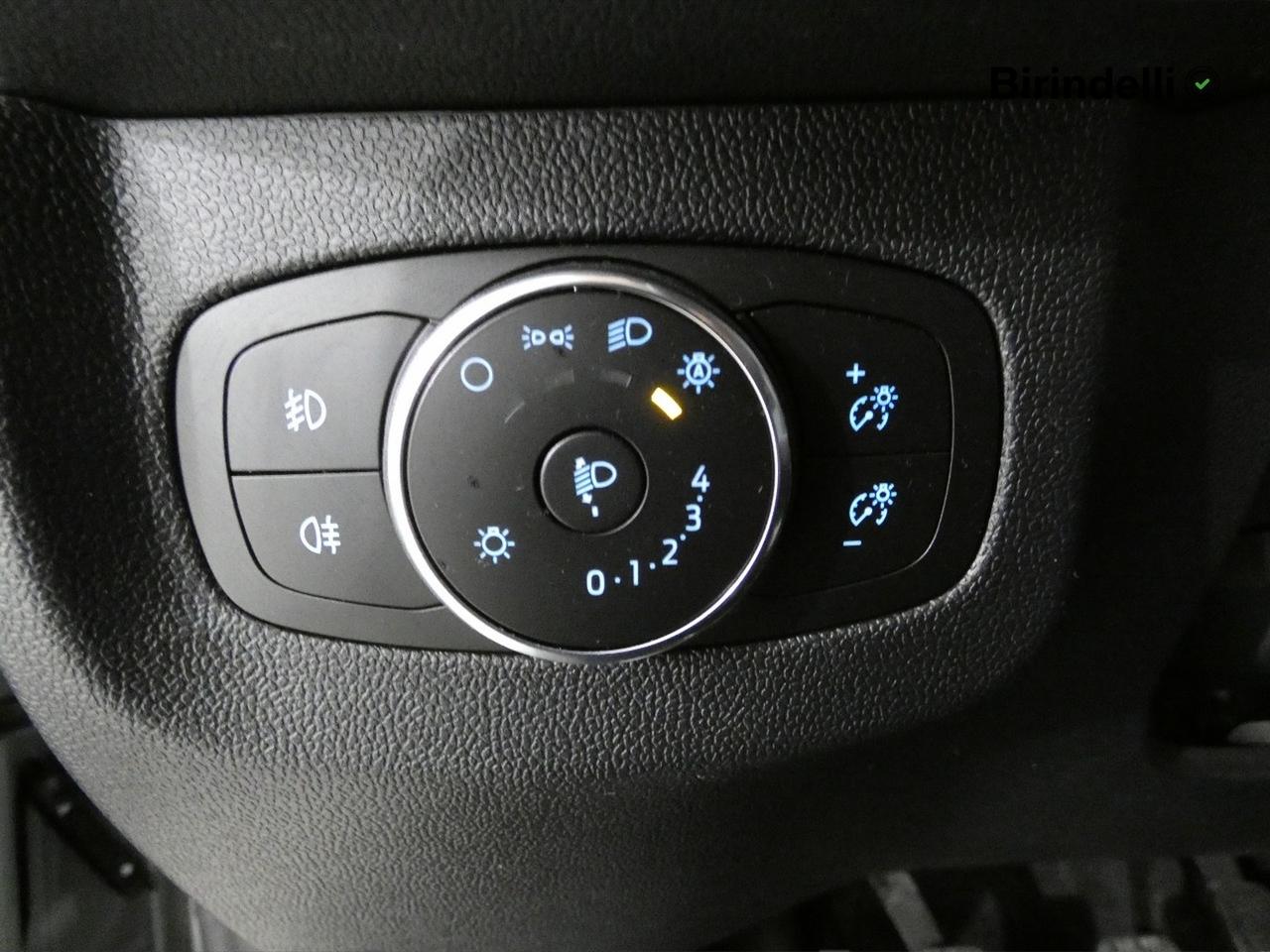 FORD Tourneo Courier 2ªs - Tourneo Courier 1.0 EcoBoost Titanium