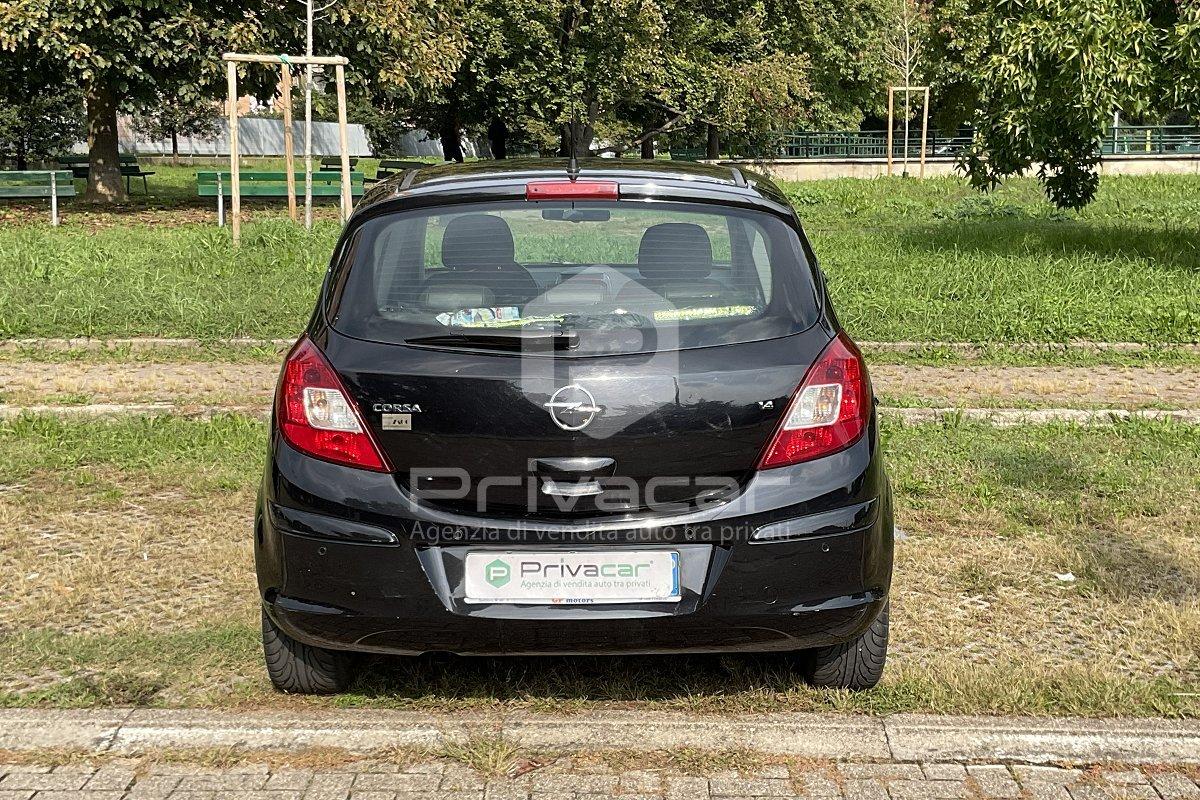 OPEL Corsa 1.4 16V 5 porte Cosmo