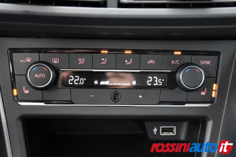 VOLKSWAGEN POLO 1.6 TDI 95 CV DSG HIGHLINE BUSINESS PACK - NAVI +
